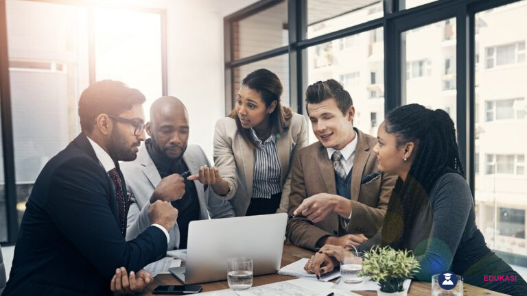 Apa yang Dimaksud dengan Komunikasi & Interpersonal