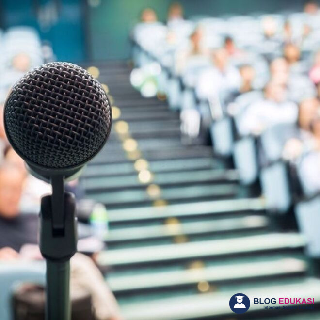 Tujuan Public Speaking & Manfaatnya untuk Karier